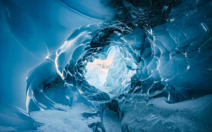 Photo murale intissé impression numérique The Eye of the Glacier