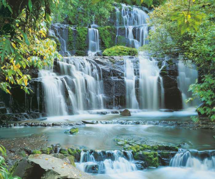 Photo murale intissé impression numérique Pura Kaunui Falls