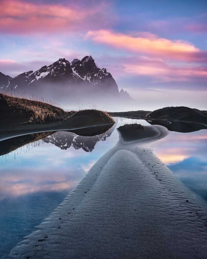 Photo murale intissé impression numérique Glowing Vestrahorn