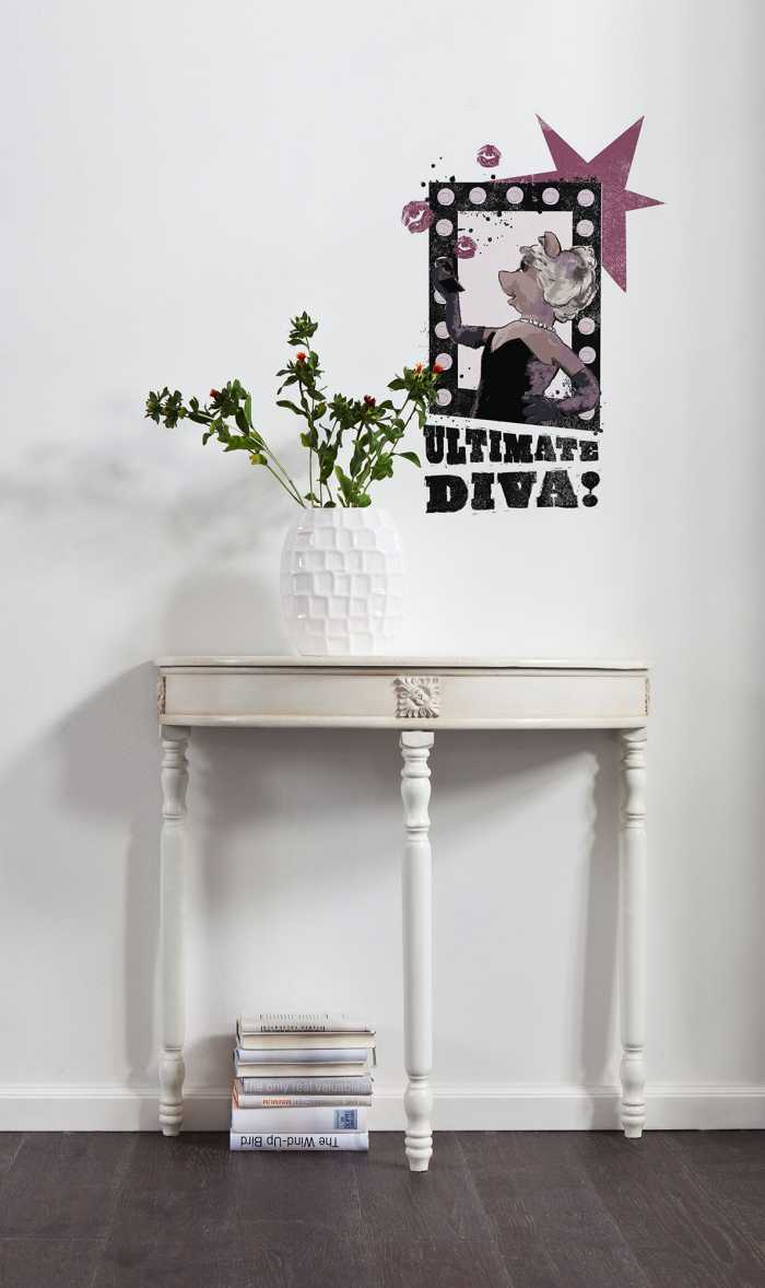 Sticker mural Ultimate Diva