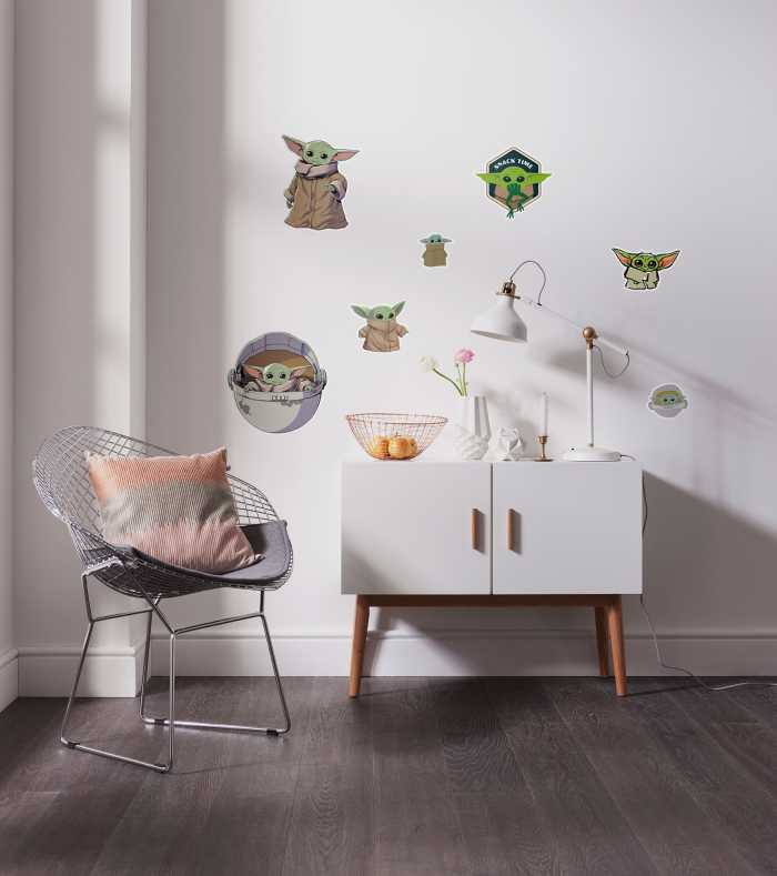 Sticker mural Mandalorian The Child Cluster