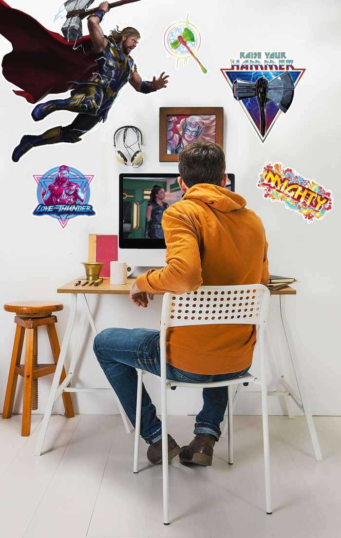 Sticker mural Thor4 - Mighty Thor