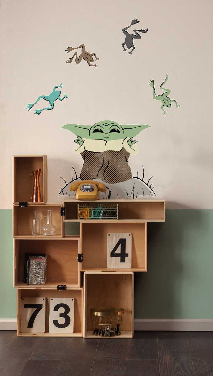 Sticker mural Star Wars The Mandalorian Grogu Enchanted Frogs