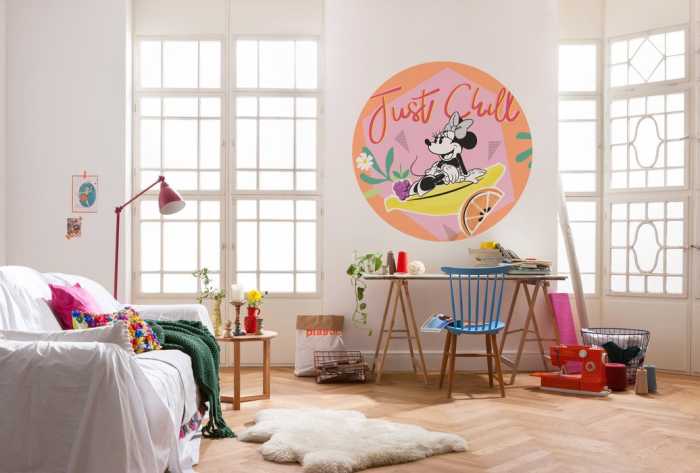 Murale ronde auto-adhésive intissée Minnie Chill
