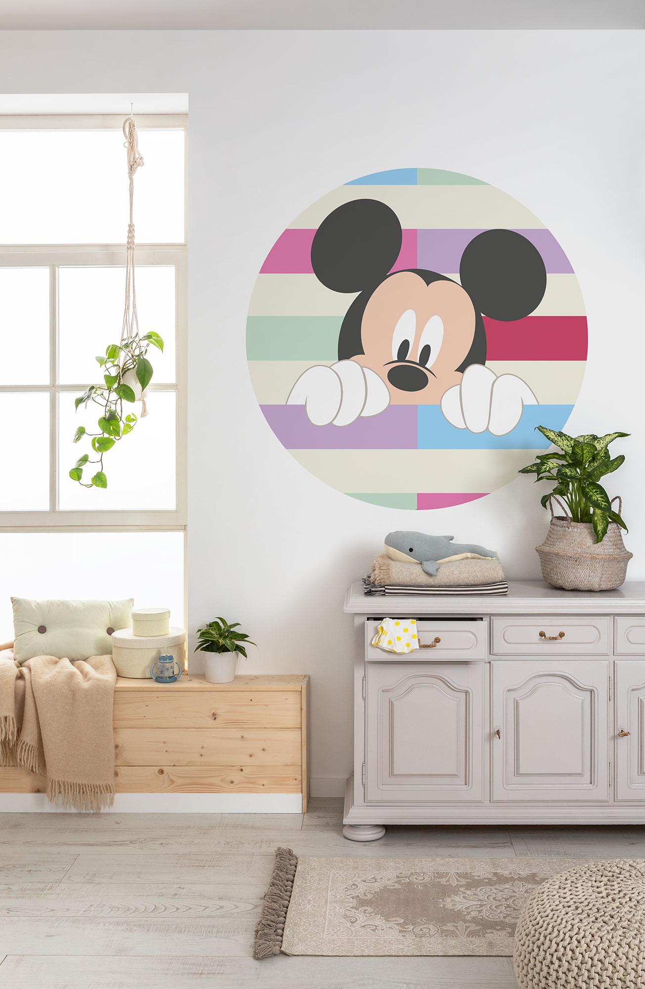 DOT Mickey Peek-a-boo